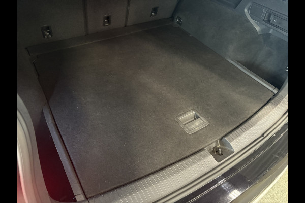 Seat Tarraco 1.5 TSi 150pk DSG Xcellence SCHUIFDAK/BEATSAUDIO/LEDER/DODEHOEK/20INCH