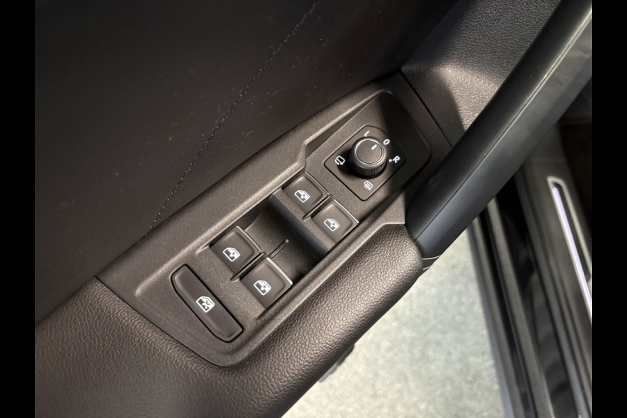 Seat Tarraco 1.5 TSi 150pk DSG Xcellence SCHUIFDAK/BEATSAUDIO/LEDER/DODEHOEK/20INCH