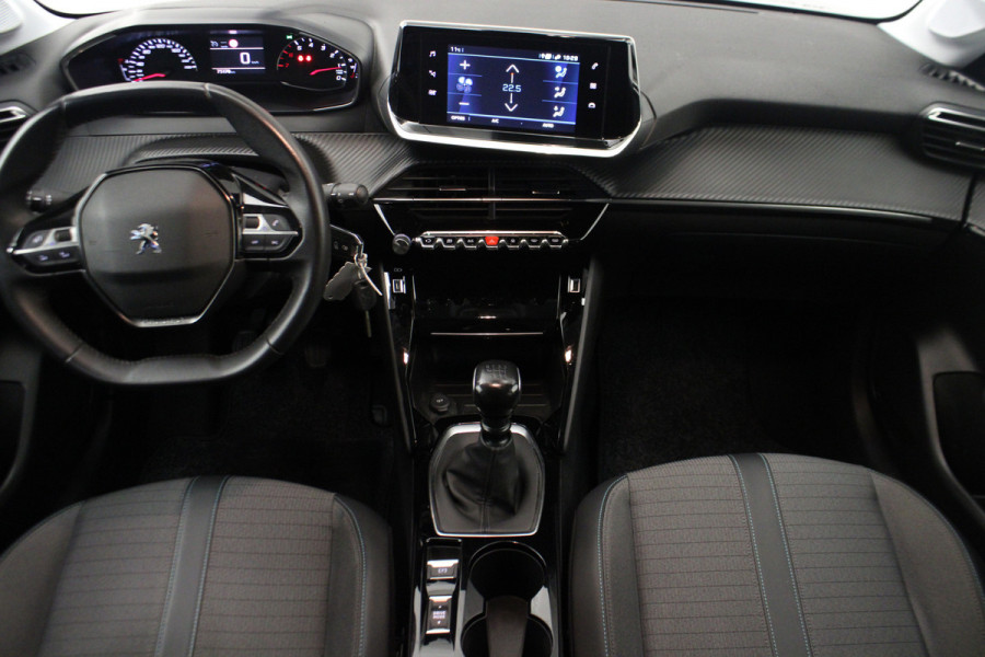 Peugeot 208 1.2 PureTech Allure |Camera|Navi|