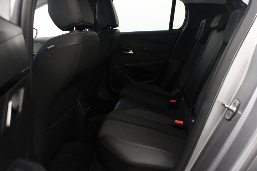 Peugeot 208 1.2 PureTech Allure |Camera|Navi|