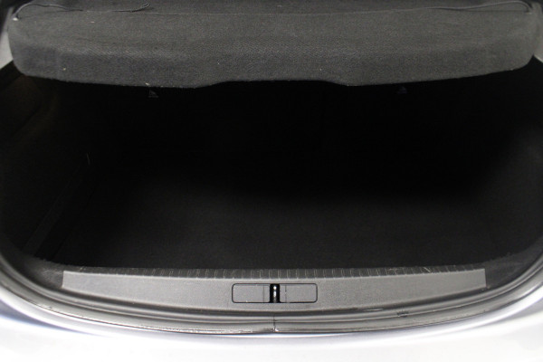 Peugeot 208 1.2 PureTech Allure |Camera|Navi|