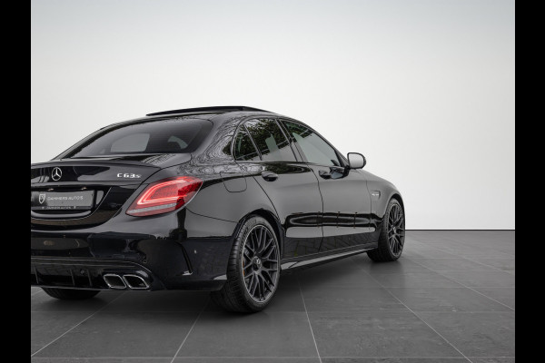 Mercedes-Benz C-Klasse AMG 63 S 510pk Pano Keramisch Performance stoelen Burmester Distronic