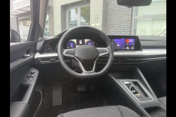Volkswagen Golf 1.0 eTSI DSG R-Line Acc|Camera|CarPlay|Dodehoek|Navi