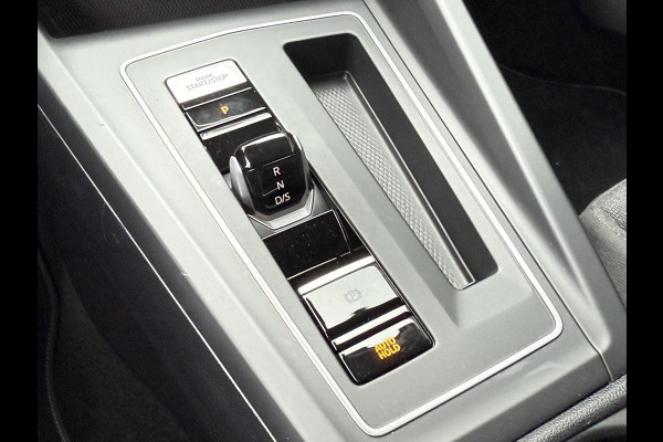 Volkswagen Golf 1.0 eTSI DSG R-Line Acc|Camera|CarPlay|Dodehoek|Navi