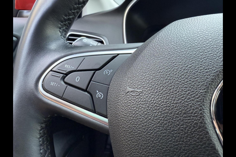 Renault Mégane Estate 1.3 TCe 140 Camera|Dodehoek|Navi|Stoelverwarmd