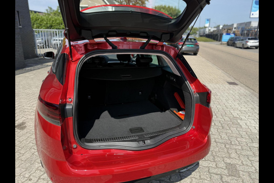 Renault Mégane Estate 1.3 TCe 140 Camera|Dodehoek|Navi|Stoelverwarmd