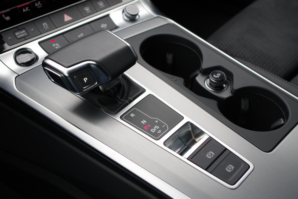 Audi A6 Limousine 55 TFSI e 367 PK Quattro S-Line Competion Pro Line, 360 Camera, Adap. Cruise Control, Stuurverwarming, Carplay