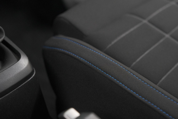 Citroën C3 1.2 Turbo 100pk Plus | Nieuw Model | Apple Carplay | Parkeersensoren