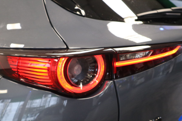 Mazda CX-30 2.0 e-SkyActiv-X M Hybrid Luxury BOSE 19'' 24 maanden garantie mogelijk (*vraag naar de voorwaarden)