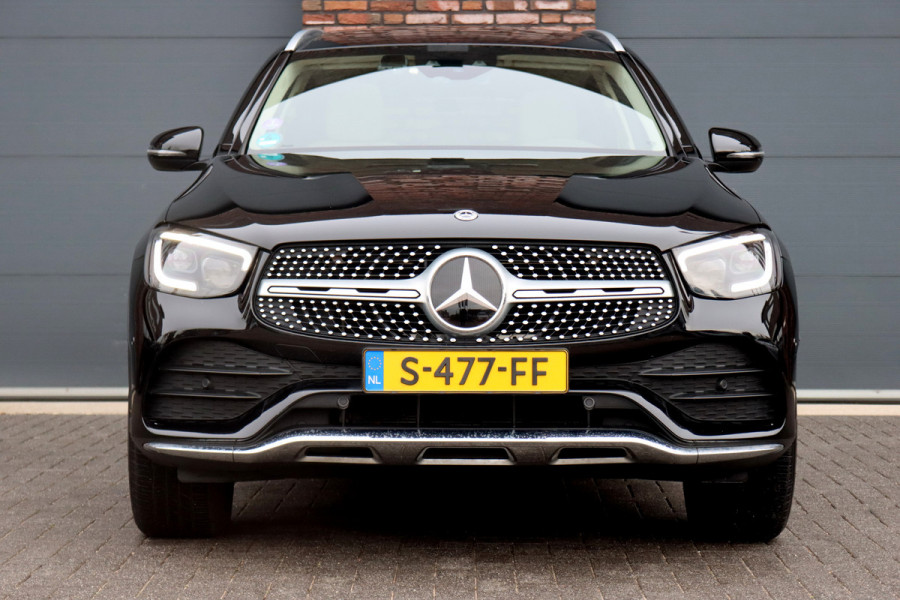 Mercedes-Benz GLC 300e 4MATIC Premium Plus | Distronic+ | Panoramadak | Memory | Leder | Trekhaak | Camera | Sfeerverlichting | Augmented Reality | Stoelverwarming |