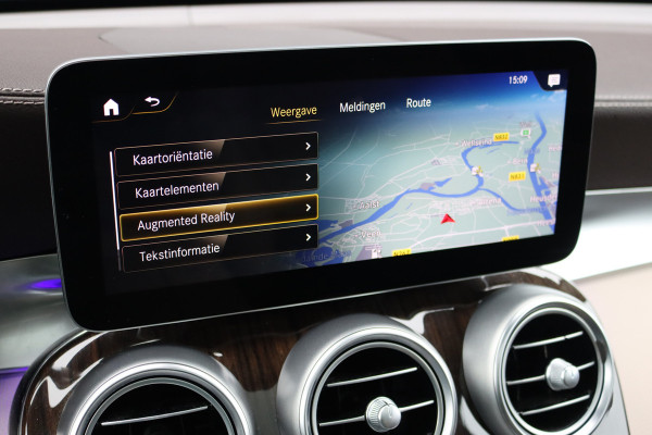 Mercedes-Benz GLC 300e 4MATIC Premium Plus | Distronic+ | Panoramadak | Memory | Leder | Trekhaak | Camera | Sfeerverlichting | Augmented Reality | Stoelverwarming |