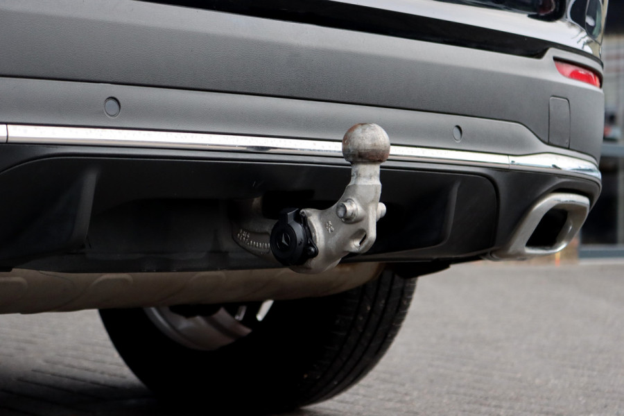 Mercedes-Benz GLC 300e 4MATIC Premium Plus | Distronic+ | Panoramadak | Memory | Leder | Trekhaak | Camera | Sfeerverlichting | Augmented Reality | Stoelverwarming |