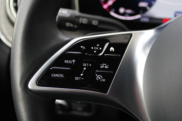 Mercedes-Benz V-Klasse 300 Benzine!! / Lang / AMG / DC / Burmester / Elec Stoel / Vol Opties / NIEUWSTAAT