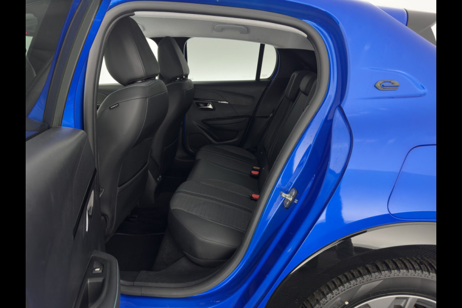 Peugeot e-208 EV Allure 50 kWh {SOH-91%} Aut *FULL-LED | DIGI-COCKPIT | BLINDSPOT | CAMERA | NAVI-FULLMAP | LANE-ASSIST | KEYLESS | DAB | CCS-FASTLOADER | TOP-VIEW | AMBIENT-LIGHT | 17"ALU*