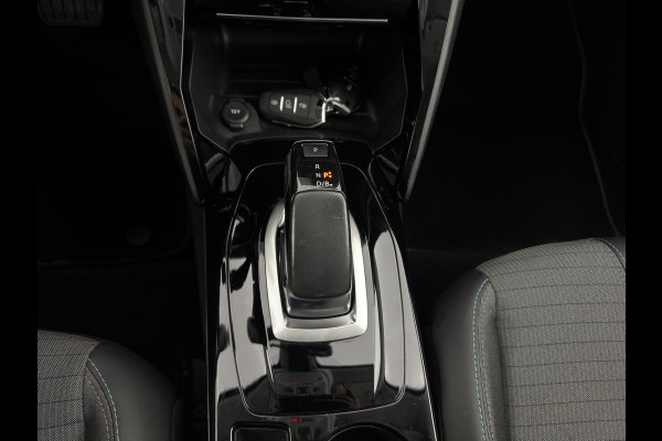 Peugeot e-208 EV Allure 50 kWh {SOH-91%} Aut *FULL-LED | DIGI-COCKPIT | BLINDSPOT | CAMERA | NAVI-FULLMAP | LANE-ASSIST | KEYLESS | DAB | CCS-FASTLOADER | TOP-VIEW | AMBIENT-LIGHT | 17"ALU*