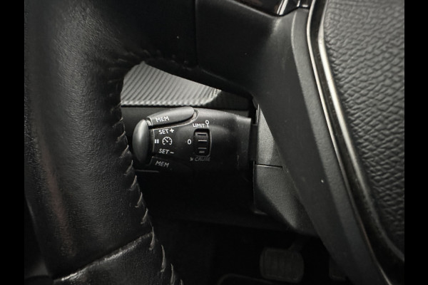 Peugeot e-208 EV Allure 50 kWh {SOH-91%} Aut *FULL-LED | DIGI-COCKPIT | BLINDSPOT | CAMERA | NAVI-FULLMAP | LANE-ASSIST | KEYLESS | DAB | CCS-FASTLOADER | TOP-VIEW | AMBIENT-LIGHT | 17"ALU*