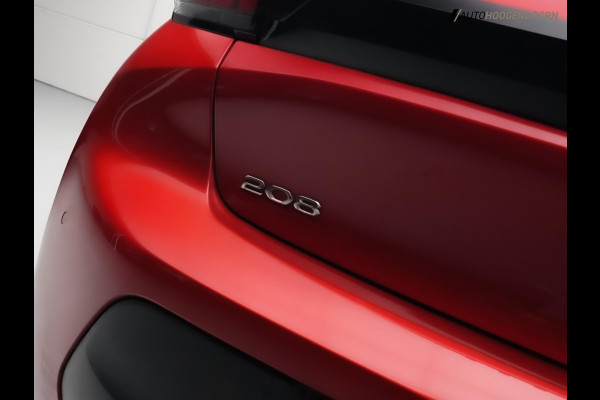 Peugeot 208 1.2 PureTech Active Pack Sportive (APPLE CARPLAY,LED,PARKEERSENSOR,CLIMATE,CRUISE,LANE ASSIST,NIEUWE APK,TOPCONDITIE)