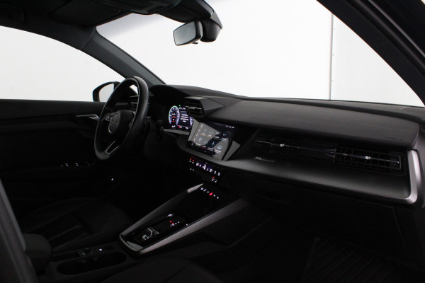 Audi A3 Sportback 40 TFSI e Edition 204pk > Leer/Camera/Stoelverwarming/virtual cockpit Plus...