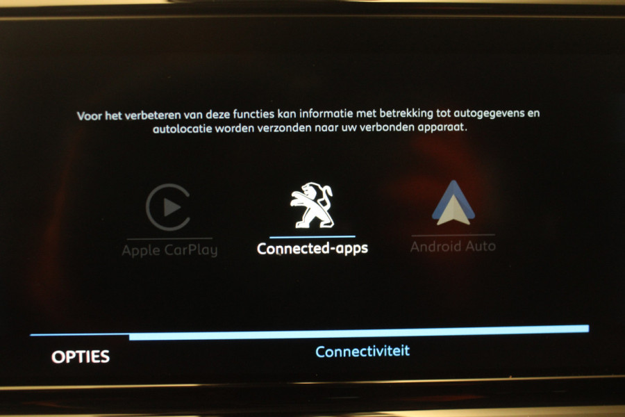 Peugeot 2008 1.2 PureTech Allure |Navi|Camera|