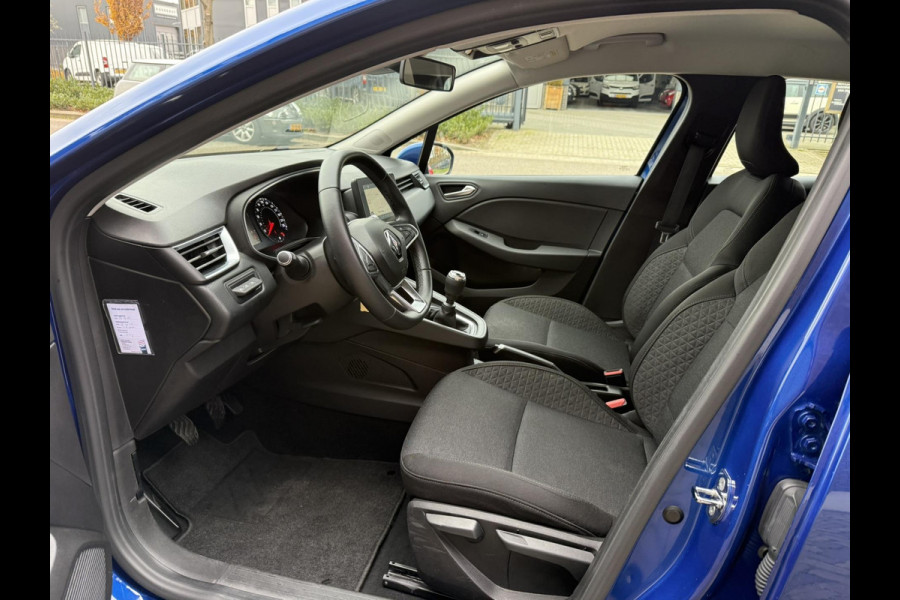 Renault Clio 1.0 TCe / Navigatie / Apple CarPlay - Android / 1e Eigenaar / ALL-Season banden / Cruise Control / PDC met optische w