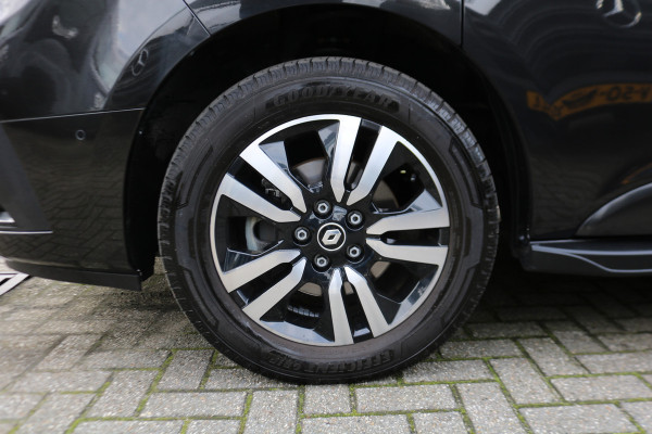 Renault Trafic 2.0 dCi 150pk L2 H1 DC Luxe Black Edition