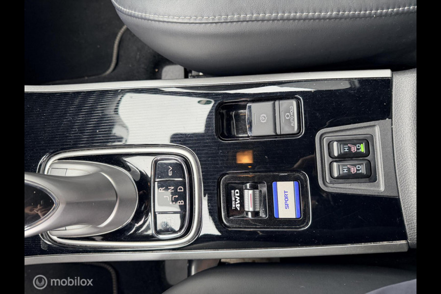 Mitsubishi Outlander 2.4 PHEV Instyle trekhaak side skirts