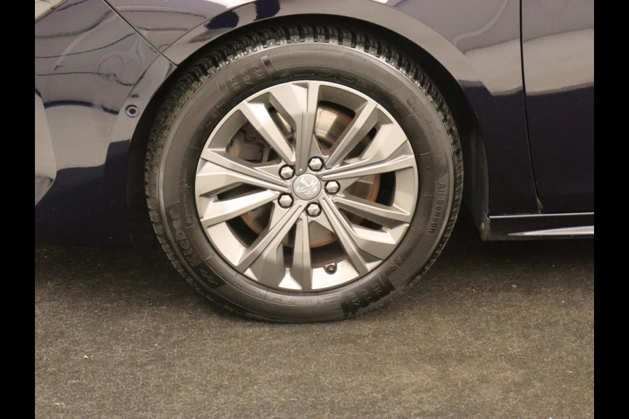 Peugeot 508 1.6 HYbrid Allure | Adaptive cruise | Half leder | Camera | Carplay | Navigatie | Full LED | Parkeerhulp | Digital Cockpit | PHEV | Plug In
