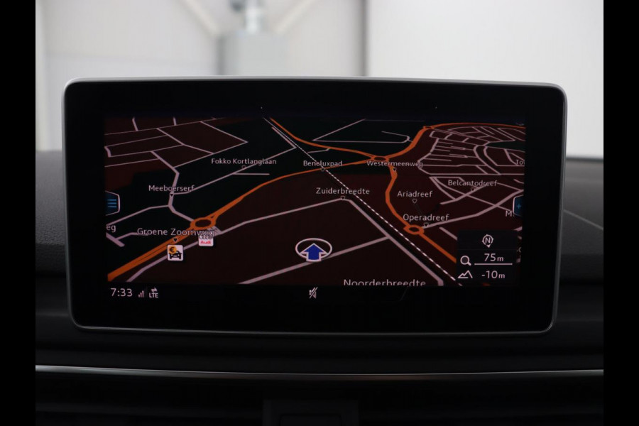 Audi A4 40 TFSI Sport S Line Black Edition | Stoelverwarming | Adaptive cruise | Keyless | Virtual Cockpit | Carplay | Half leder | Navigatie | Full LED | 19'' | Sportstoelen | Sfeerverlichting