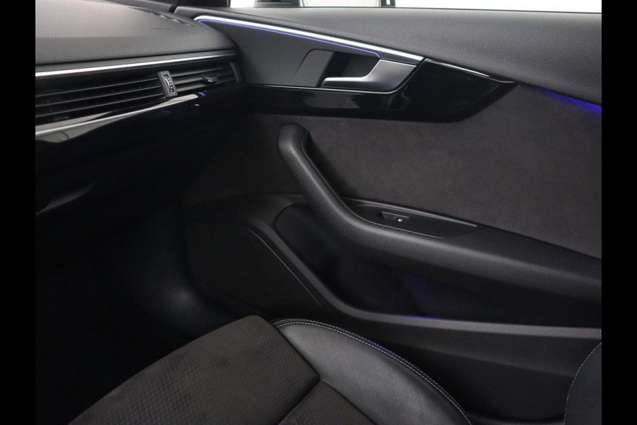 Audi A4 40 TFSI Sport S Line Black Edition | Stoelverwarming | Adaptive cruise | Keyless | Virtual Cockpit | Carplay | Half leder | Navigatie | Full LED | 19'' | Sportstoelen | Sfeerverlichting