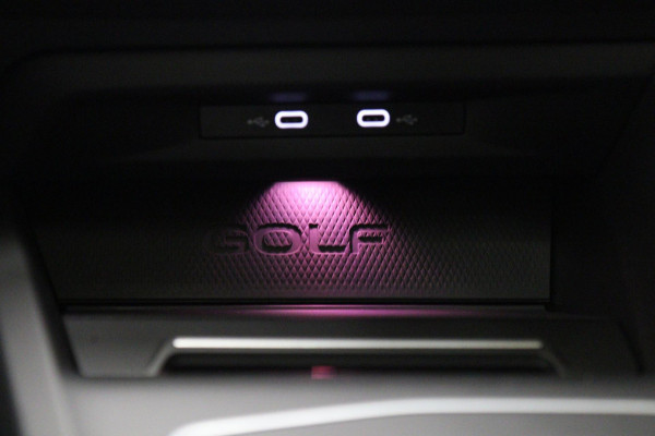 Volkswagen Golf 2.0 TSI GTI CLUBSPORT 45 JAHRE /PANO/AKRA/IQ-LIGHT/NURBURGRING//VOLL