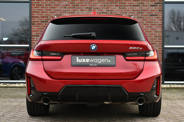 BMW 3 Serie Touring 330e M-Sport Pro LCI-2 Pano Trekh 360 HUD 19inch El-zetels