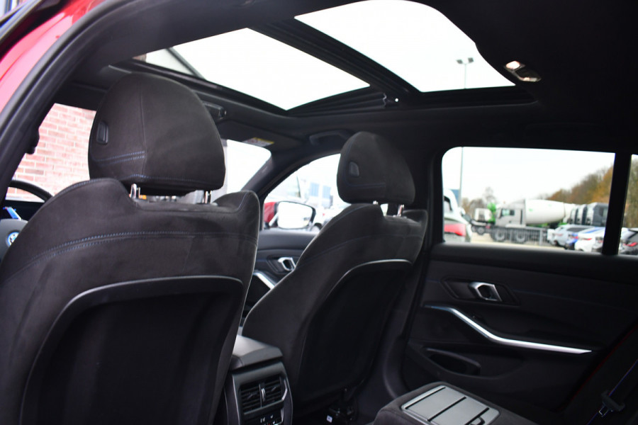 BMW 3 Serie Touring 330e M-Sport Pro LCI-2 Pano Trekh 360 HUD 19inch El-zetels