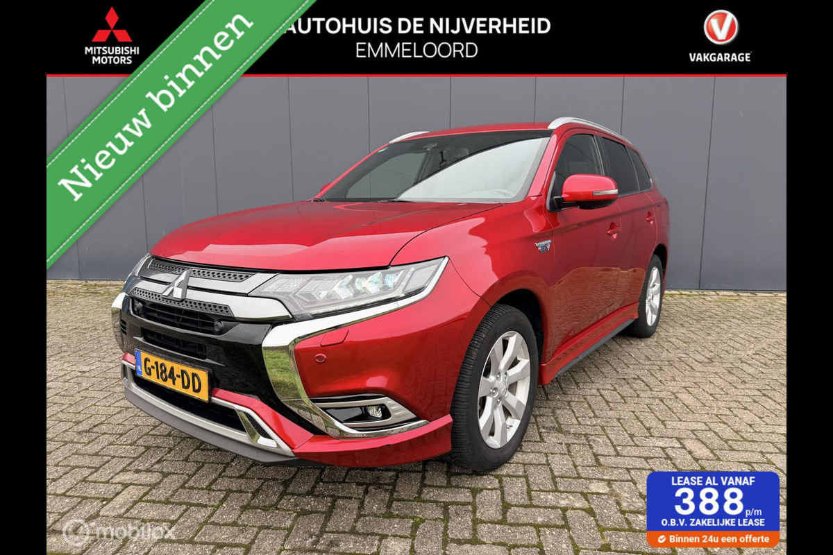 Mitsubishi Outlander 2.4 PHEV Instyle trekhaak side skirts