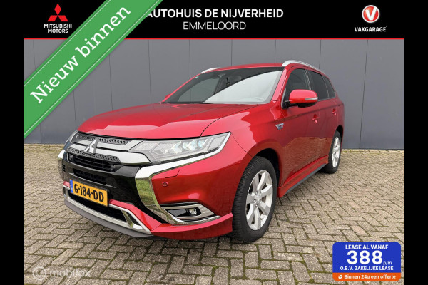 Mitsubishi Outlander 2.4 PHEV Instyle trekhaak side skirts