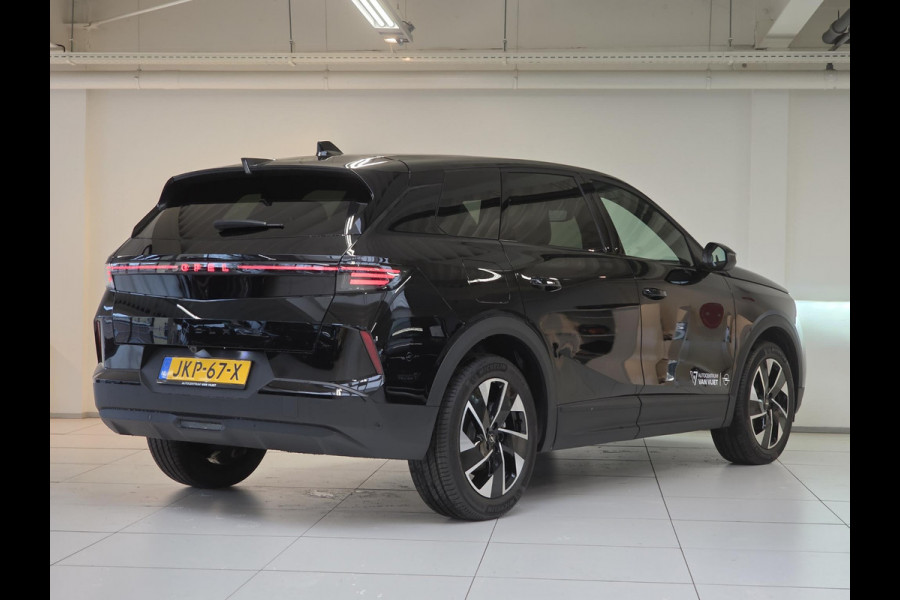 Opel Grandland 1.2 Turbo Hybrid GS Navigatie | Stoelverwarming | Stuurwielverwarming | Draadloze Telefoonlader