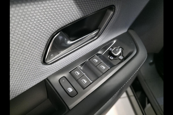 Opel Grandland 1.2 Turbo Hybrid GS Navigatie | Stoelverwarming | Stuurwielverwarming | Draadloze Telefoonlader