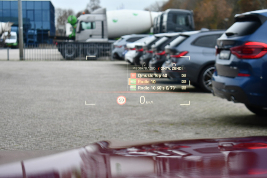 BMW 3 Serie Touring 330e M-Sport Pro LCI-2 Pano Trekh 360 HUD 19inch El-zetels