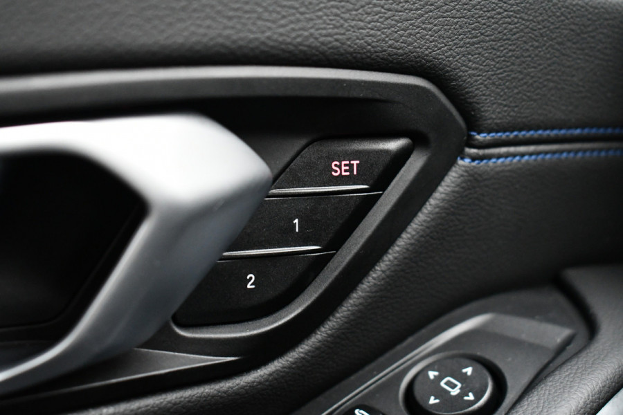 BMW 3 Serie Touring 330e M-Sport Pro LCI-2 Pano Trekh 360 HUD 19inch El-zetels