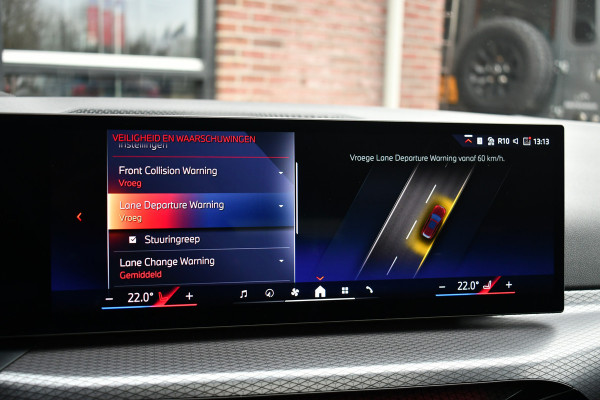 BMW 3 Serie Touring 330e M-Sport Pro LCI-2 Pano Trekh 360 HUD 19inch El-zetels