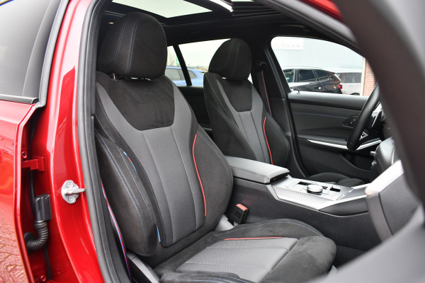 BMW 3 Serie Touring 330e M-Sport Pro LCI-2 Pano Trekh 360 HUD 19inch El-zetels