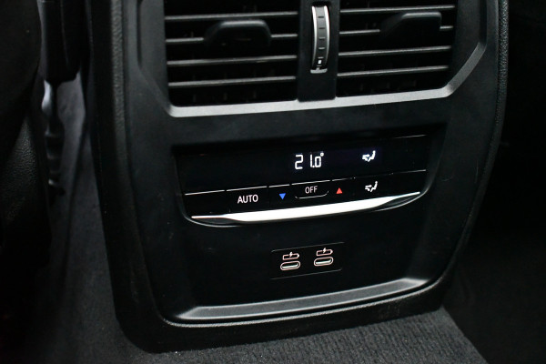 BMW 3 Serie Touring 330e M-Sport Pro LCI-2 Pano Trekh 360 HUD 19inch El-zetels