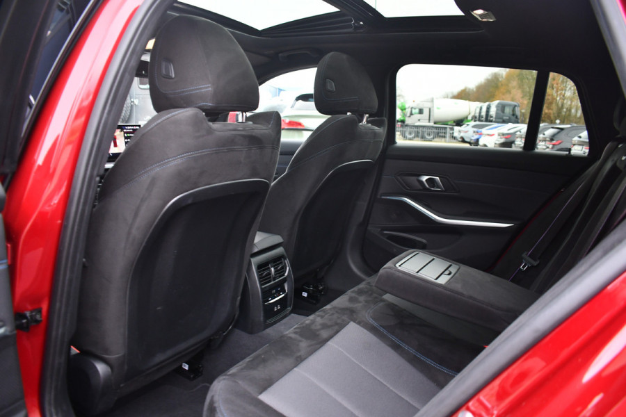 BMW 3 Serie Touring 330e M-Sport Pro LCI-2 Pano Trekh 360 HUD 19inch El-zetels