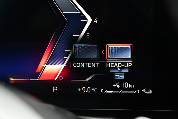 BMW 3 Serie Touring 330e M-Sport Pro LCI-2 Pano Trekh 360 HUD 19inch El-zetels