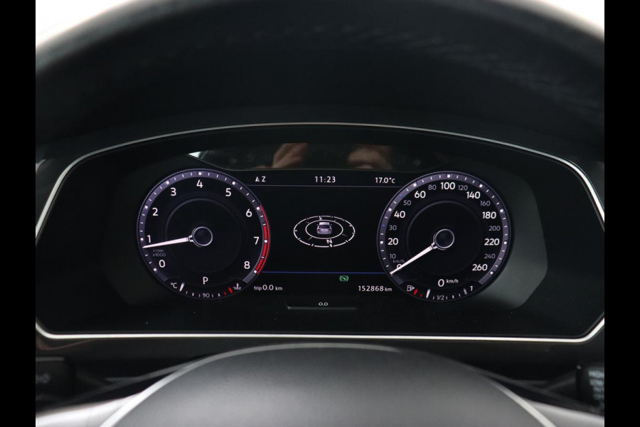 Volkswagen Tiguan 1.4 TSI Highline | Stoelverwarming | Carplay | Adaptief LED | Virtual Cockpit | Navigatie | Adaptive cruise | Parkeerhulp | Climate control