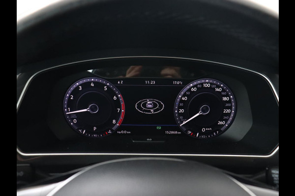 Volkswagen Tiguan 1.4 TSI Highline | Stoelverwarming | Carplay | Adaptief LED | Virtual Cockpit | Navigatie | Adaptive cruise | Parkeerhulp | Climate control