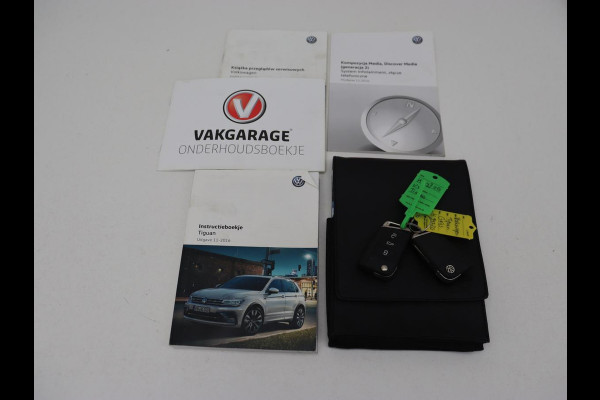 Volkswagen Tiguan 1.4 TSI Highline | Stoelverwarming | Carplay | Adaptief LED | Virtual Cockpit | Navigatie | Adaptive cruise | Parkeerhulp | Climate control