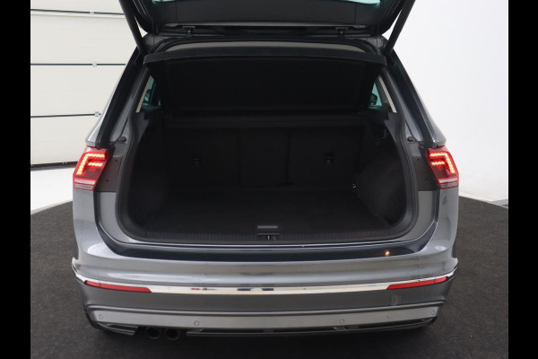 Volkswagen Tiguan 1.4 TSI Highline | Stoelverwarming | Carplay | Adaptief LED | Virtual Cockpit | Navigatie | Adaptive cruise | Parkeerhulp | Climate control