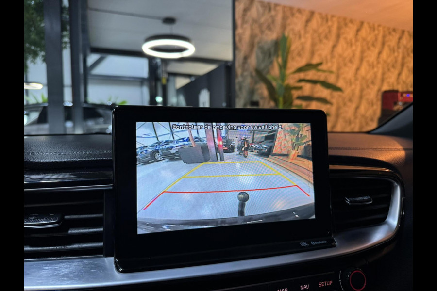 Kia ProCeed 1.6 T-GDI GT Garantie Trekhaak Pano Memory Camera Carplay StuurVW StoelVW Blindspot Elek Achterklep Navi Led Rijklaar