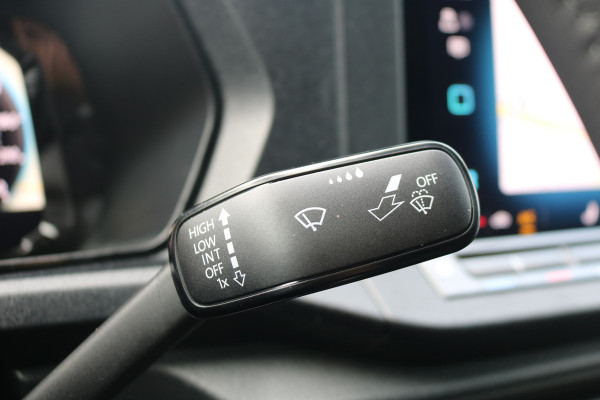 Volkswagen Caddy 2.0 TDI 120pk Automaat Led Airco Camera Black Edition