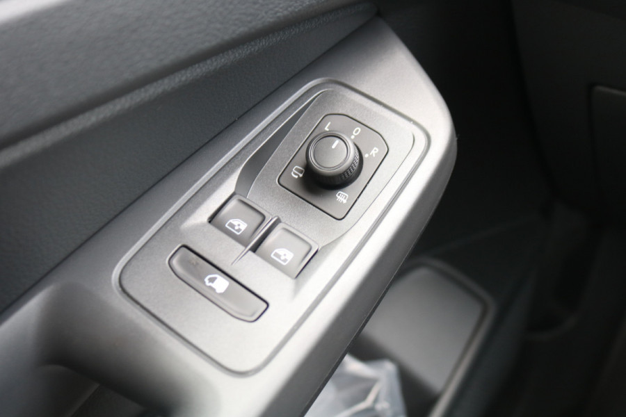 Volkswagen Caddy 2.0 TDI 120pk Automaat Led Airco Camera Black Edition